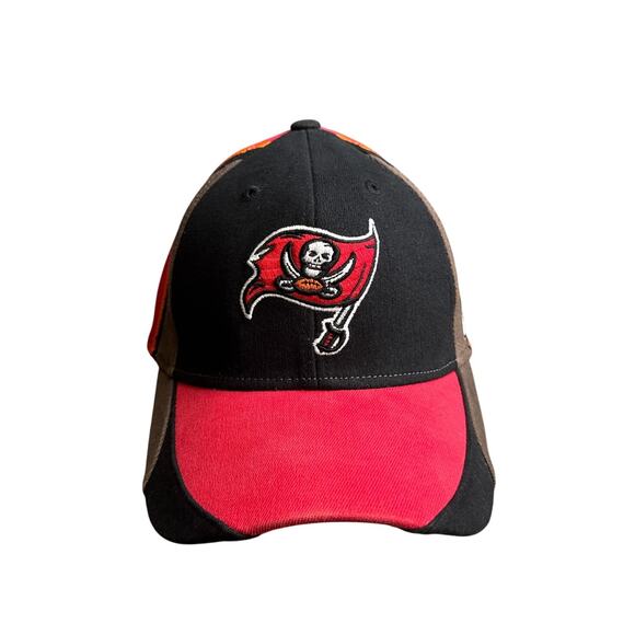 Tampa Bay Buccaneers‎ Cap Hat Fitted One Size Fits All Reebok Athletic 6304 - Picture 1 of 8
